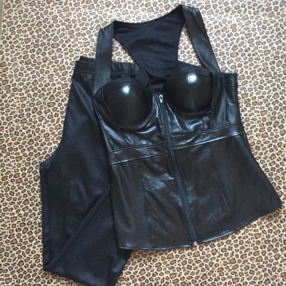 Thalia al Ghul costume looking for a new life